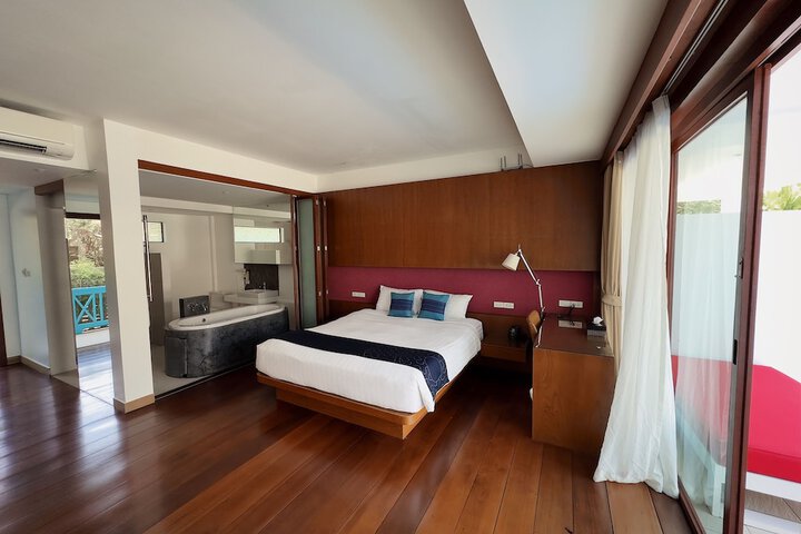 Room 19 of 160
