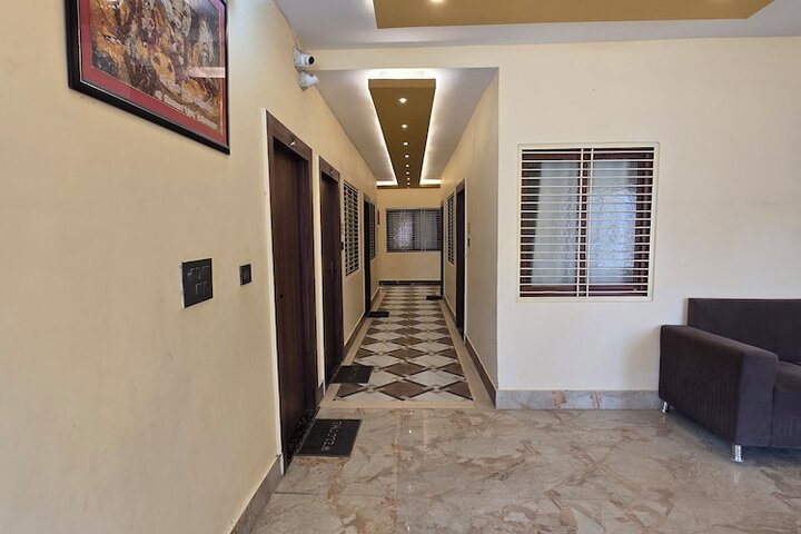 Hotel Interior 3 of 31