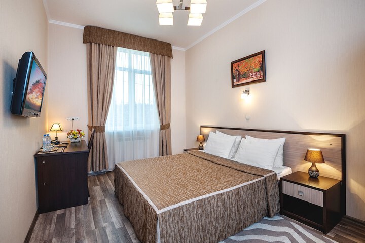 Room 16 of 63