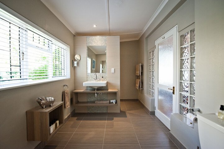 Bath Interior