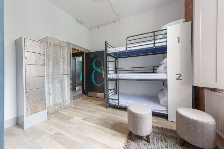 Room 18 of 36