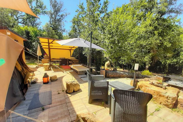 Terrace/Patio 86 of 168