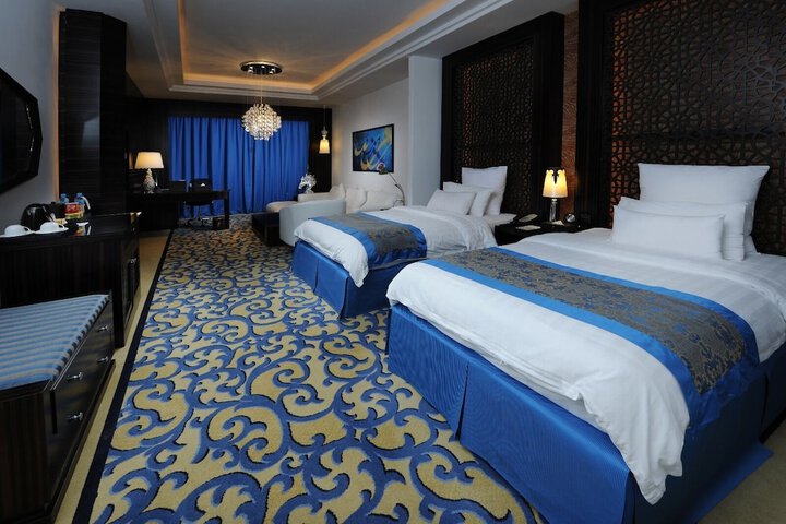 Room 7 of 44