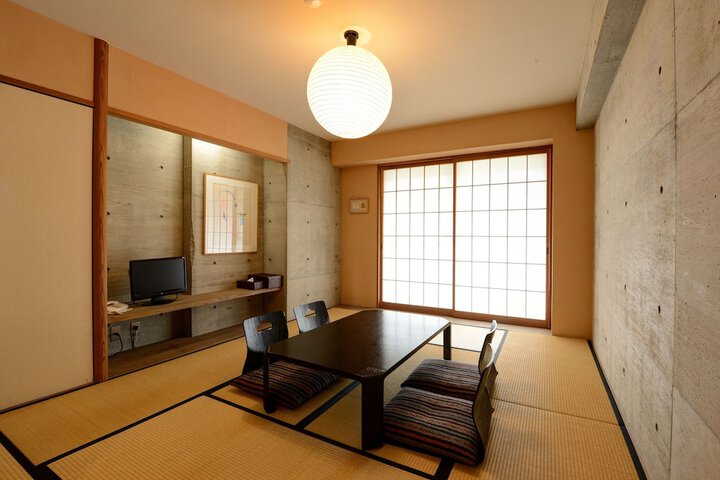 Room 19 of 115
