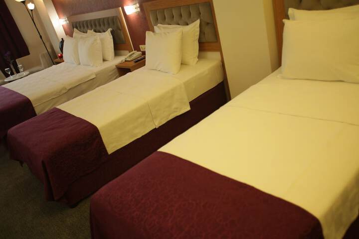 Room 12 of 47