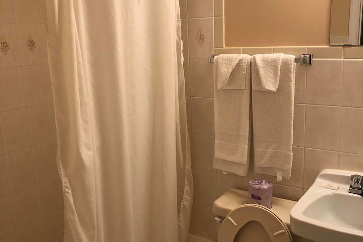 Room 15 of 23