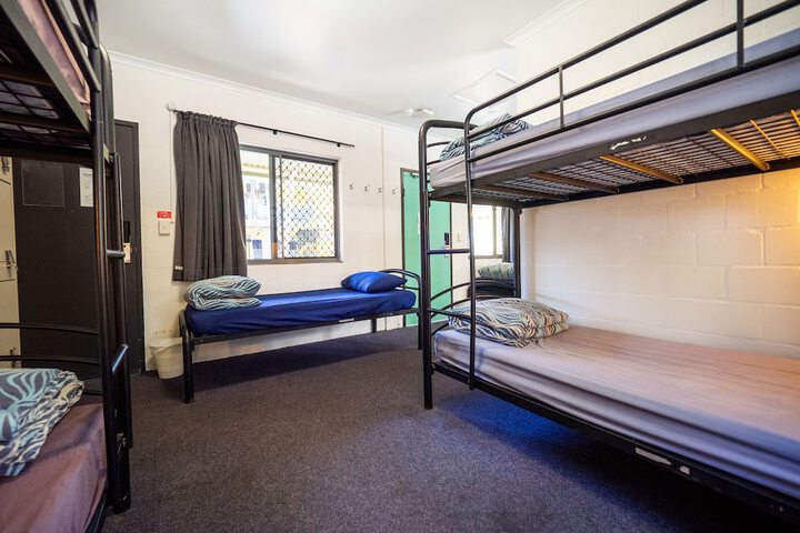 Room 6 of 52