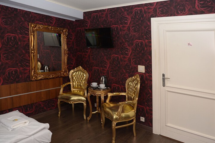 Room 35 of 57
