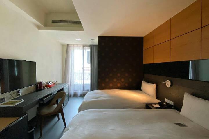 Room 16 of 65