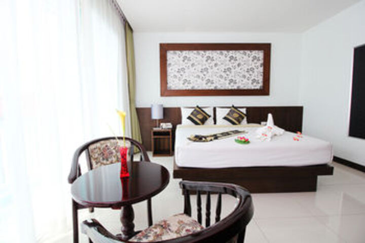 Room 14 of 35