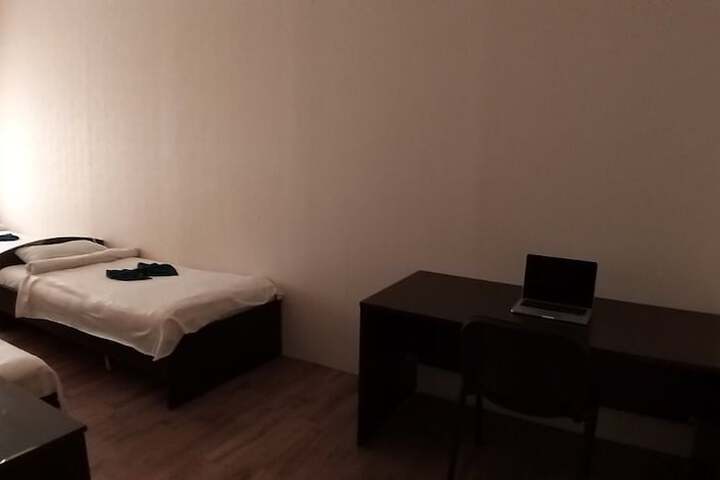 Room 16 of 49