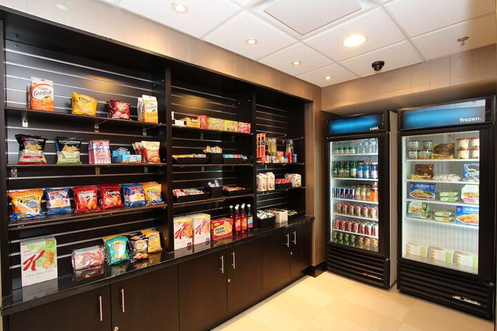 Snack bar