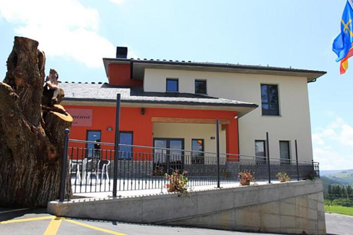 Albergue Restaurante Casa Herminia