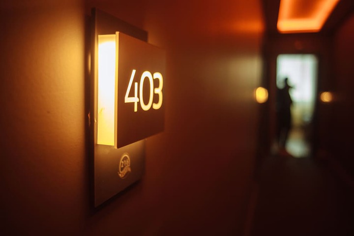 Ballroom/Hall 20 of 24
