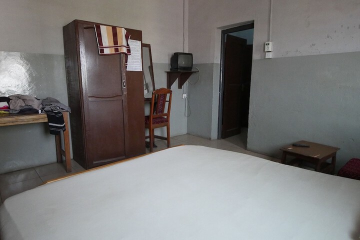 Room 5 of 22