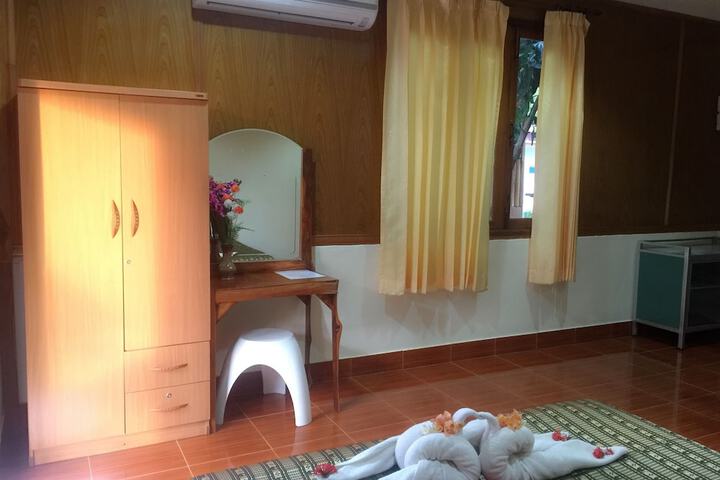 Room amenity