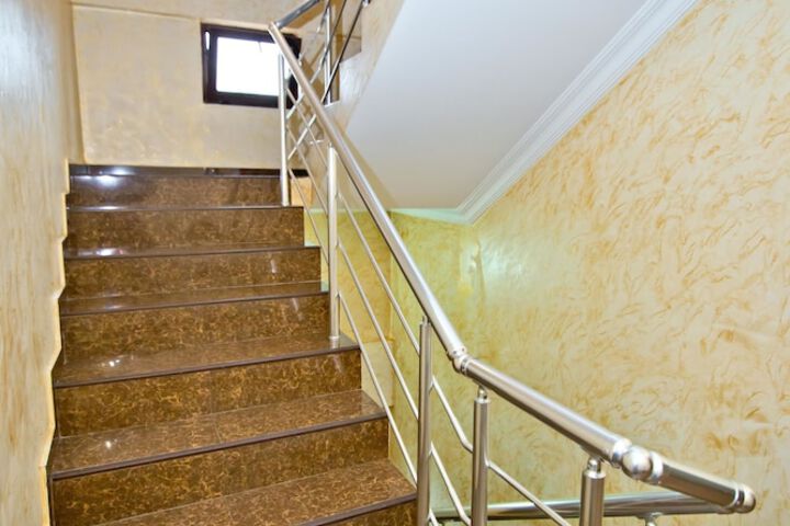 Ballroom/Hall 90 of 93