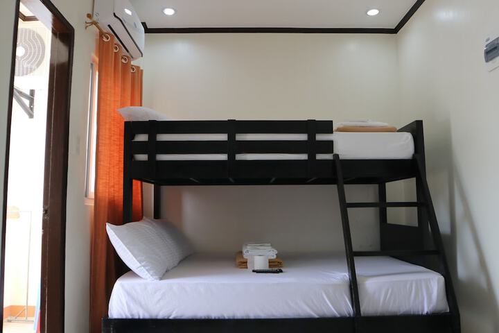 Room 8 of 49