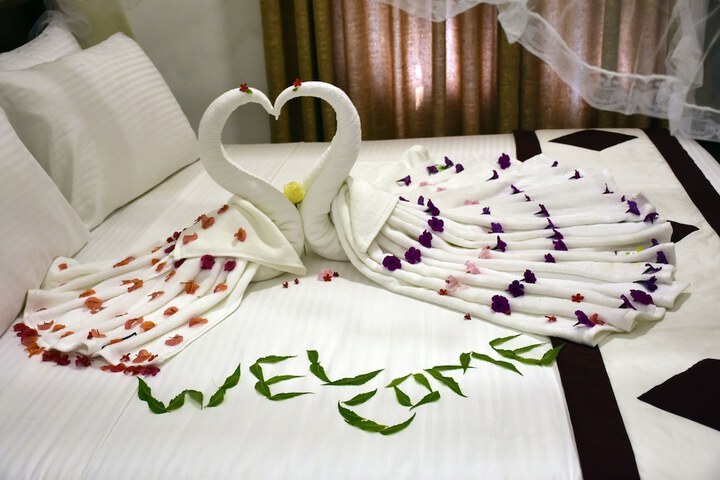 Room 2 of 12