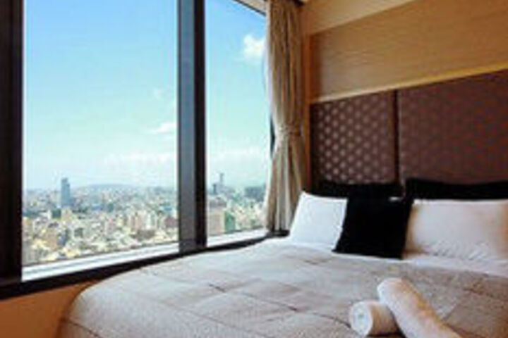 Room 7 of 20