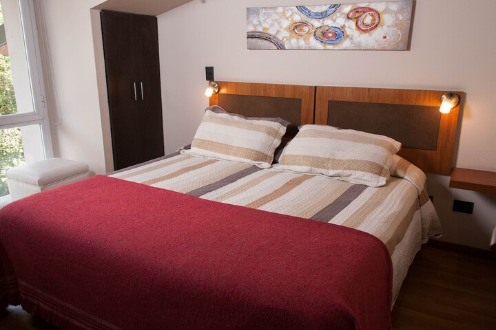 Room 3 of 36