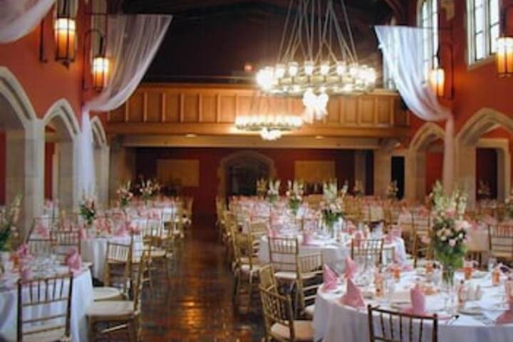Banquet hall
