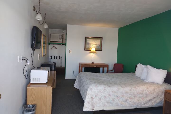 Room 40 of 64