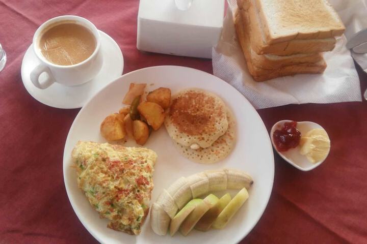 Breakfast/Coffee Service 16 of 27