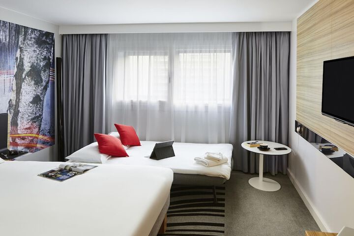 Room 18 of 78