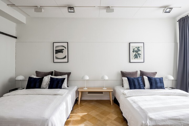Room 25 of 80