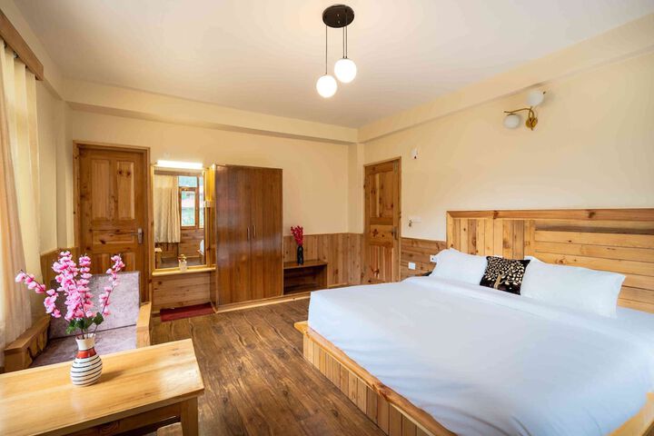 Room 17 of 21