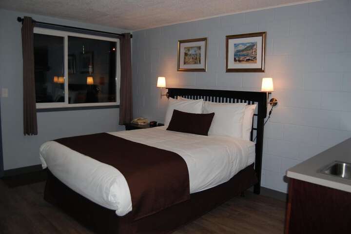 Room 17 of 47