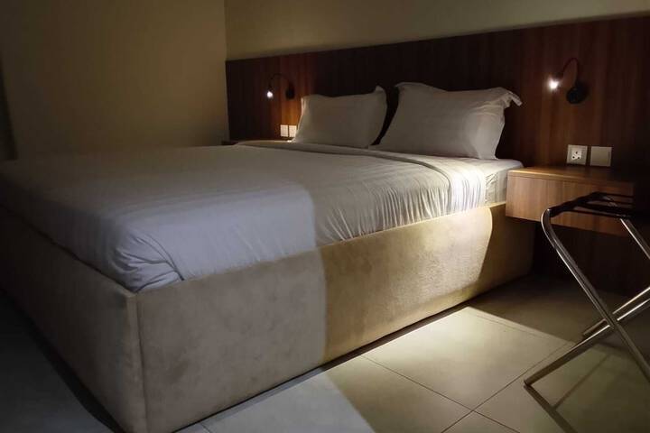 Room 2 of 14