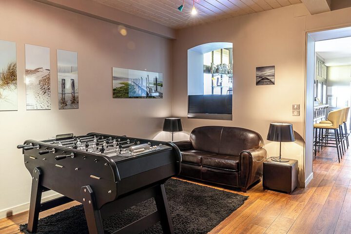 Guest Lobby
