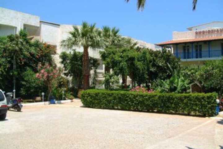 Hotel 5 of 10