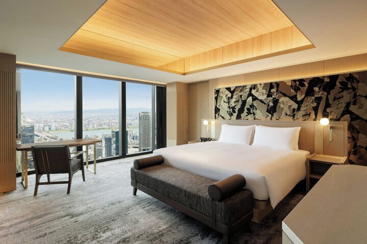 Room 14 of 63