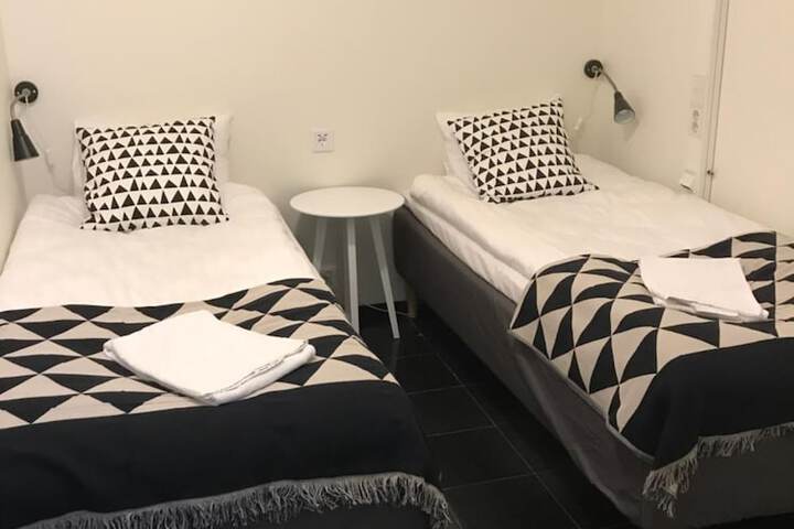 Room 11 of 53