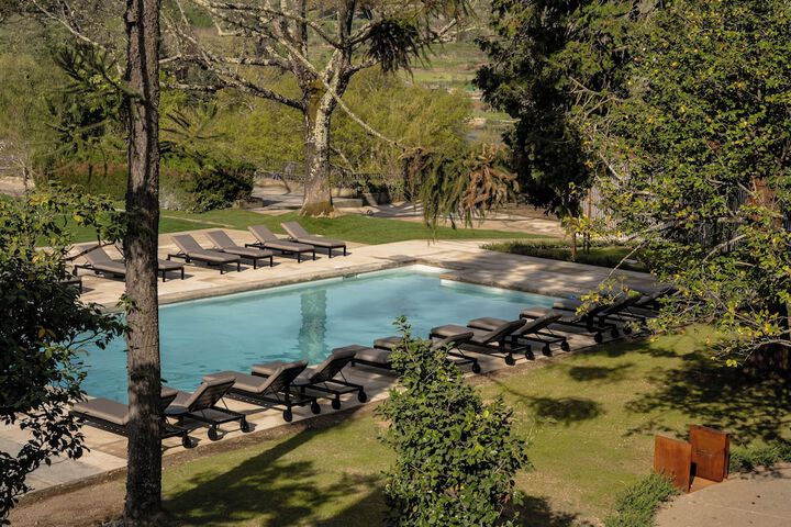 Pool 64 of 76