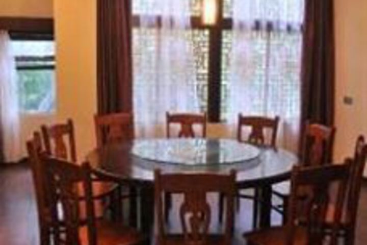 Dining 15 of 15