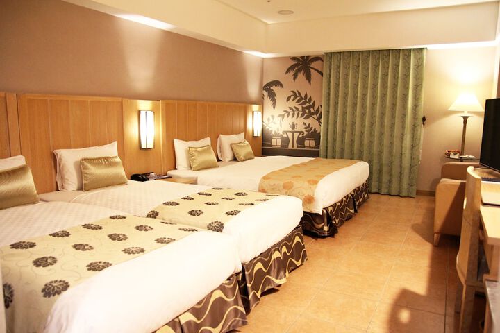 Room 5 of 35