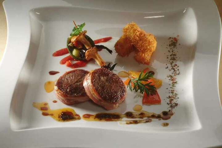 Photo 8