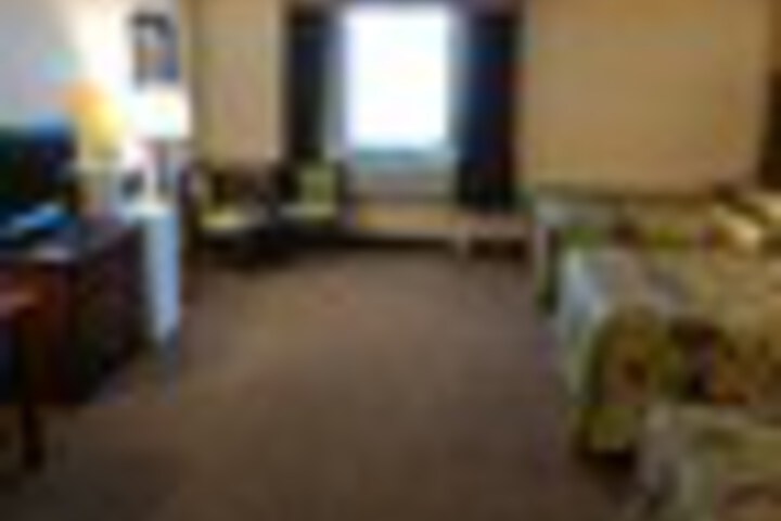 Room 14 of 108