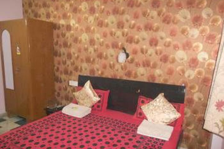 Room 40 of 46