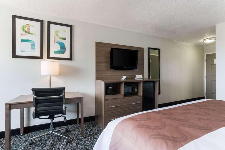 1 King Bed Accessible (1 of 6)