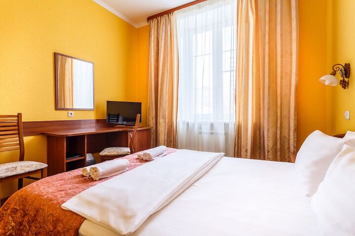 Room 25 of 65