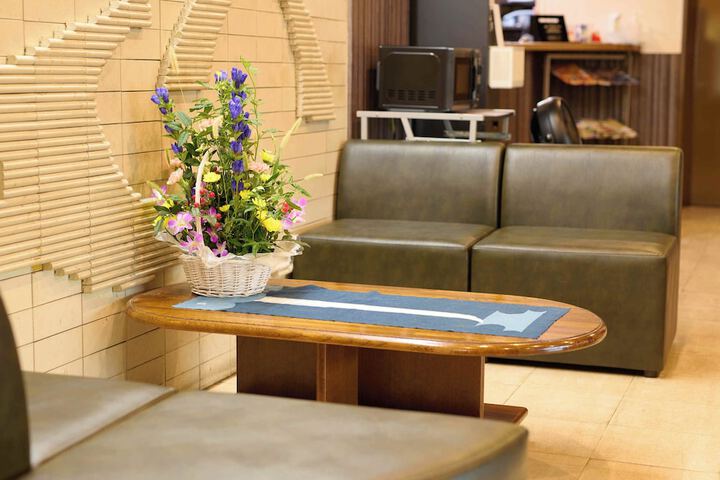 Entrance & Lobby