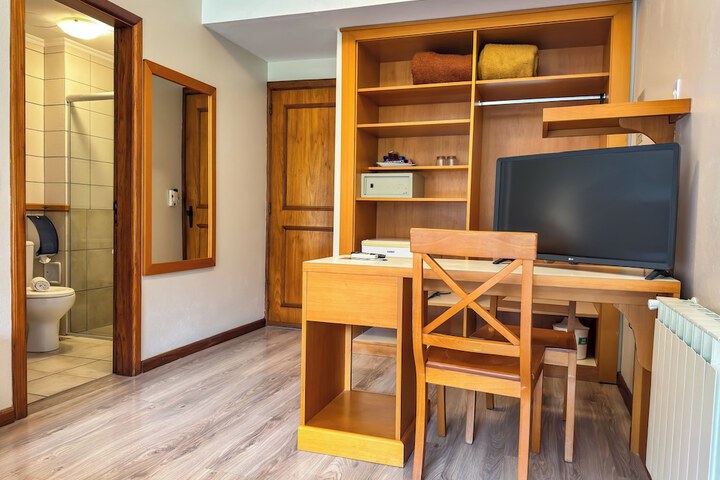 Room 36 of 84