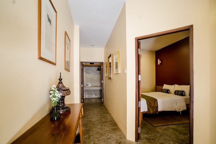 Room 18 of 50