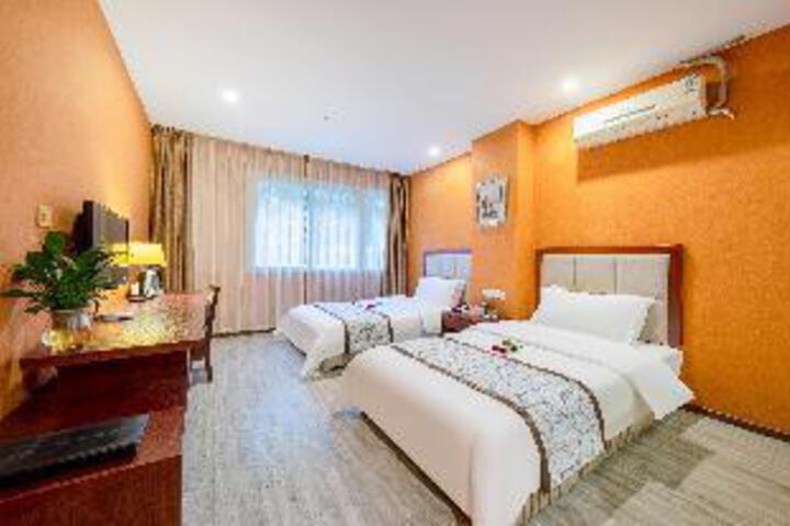 Chongqing Ruimei Business Hotel(SouthWest University )