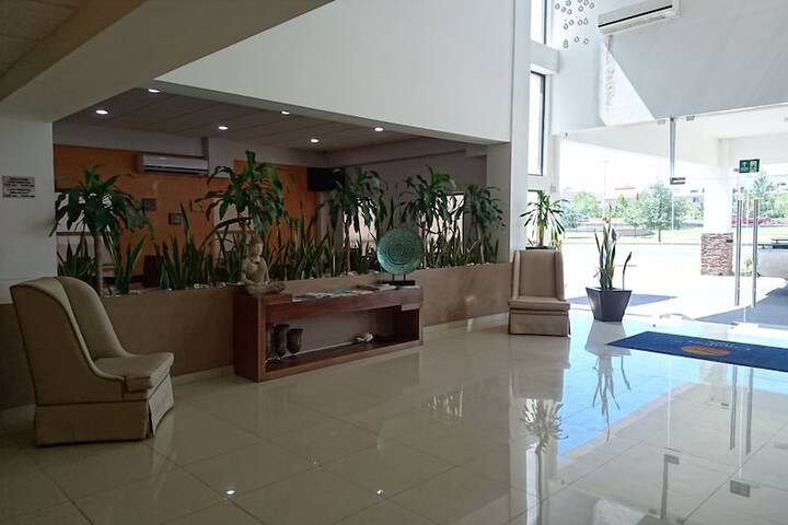 Hotel Interior 5 of 37
